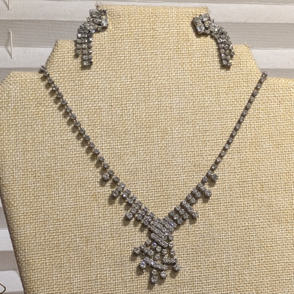 Vintage Clear Rhinestone Fringe Cascade Necklace & Dangle Clip On Earrings Set